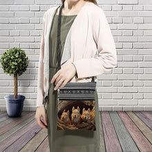 Load image into Gallery viewer, Squirrel Crossbody