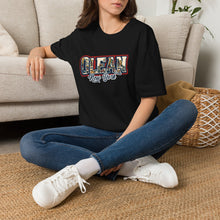 Load image into Gallery viewer, Olean NY Vintage T-Shirt - Black